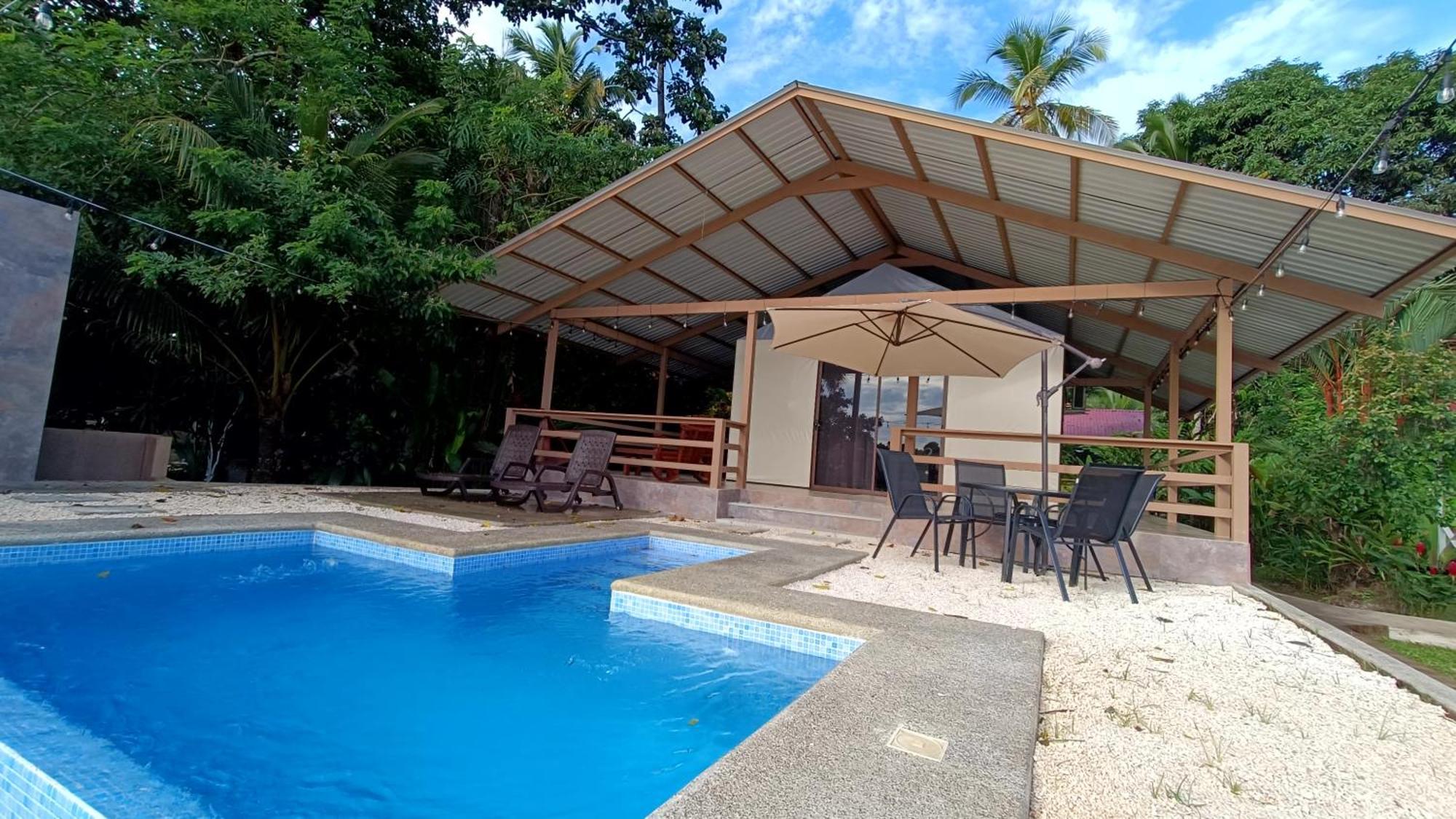Valverde Glamping & Ecolodge Tortuguero Exterior photo