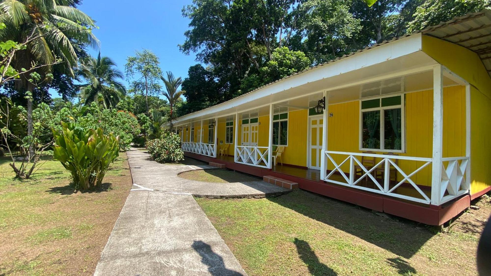 Valverde Glamping & Ecolodge Tortuguero Exterior photo