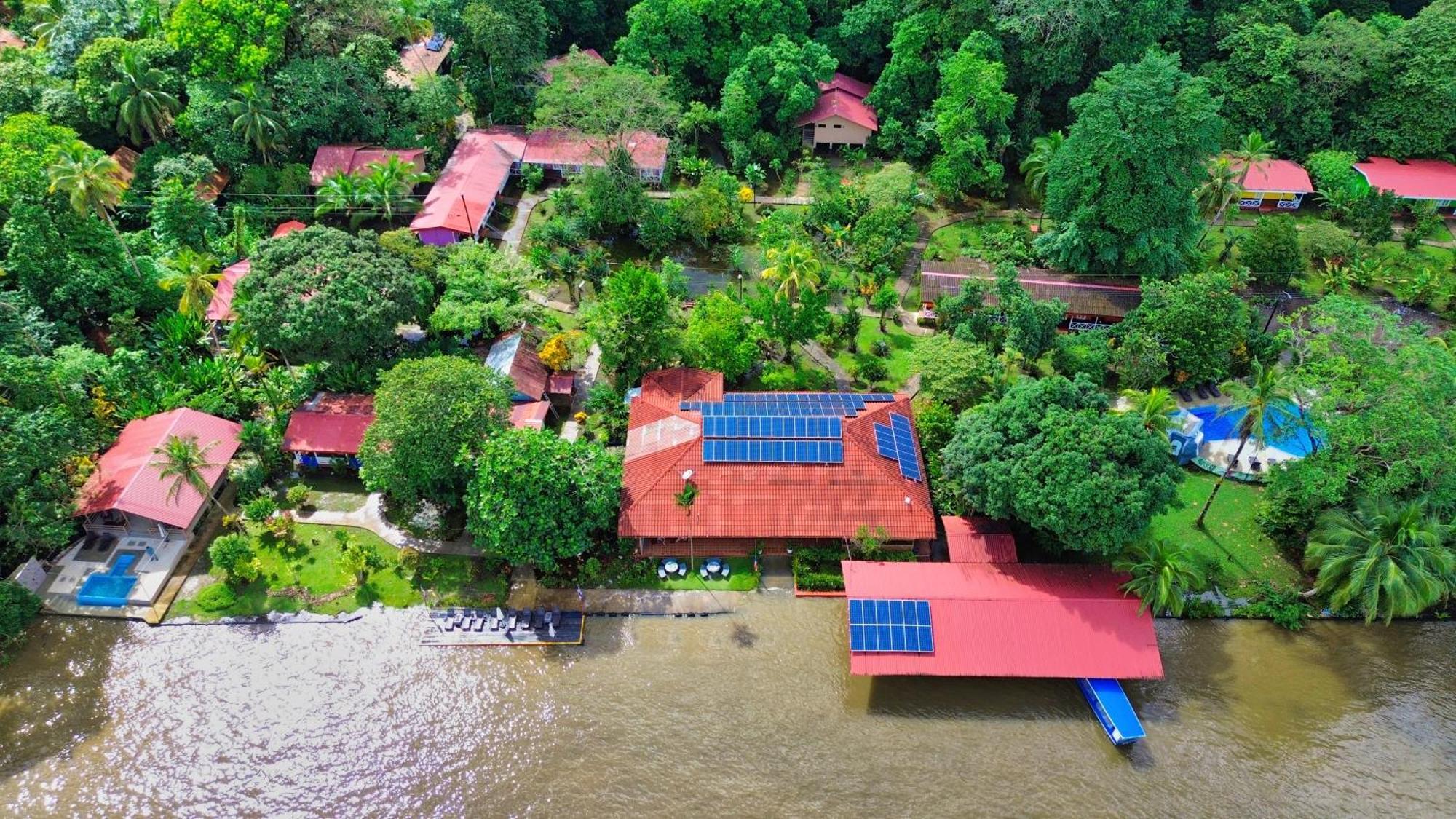Valverde Glamping & Ecolodge Tortuguero Exterior photo