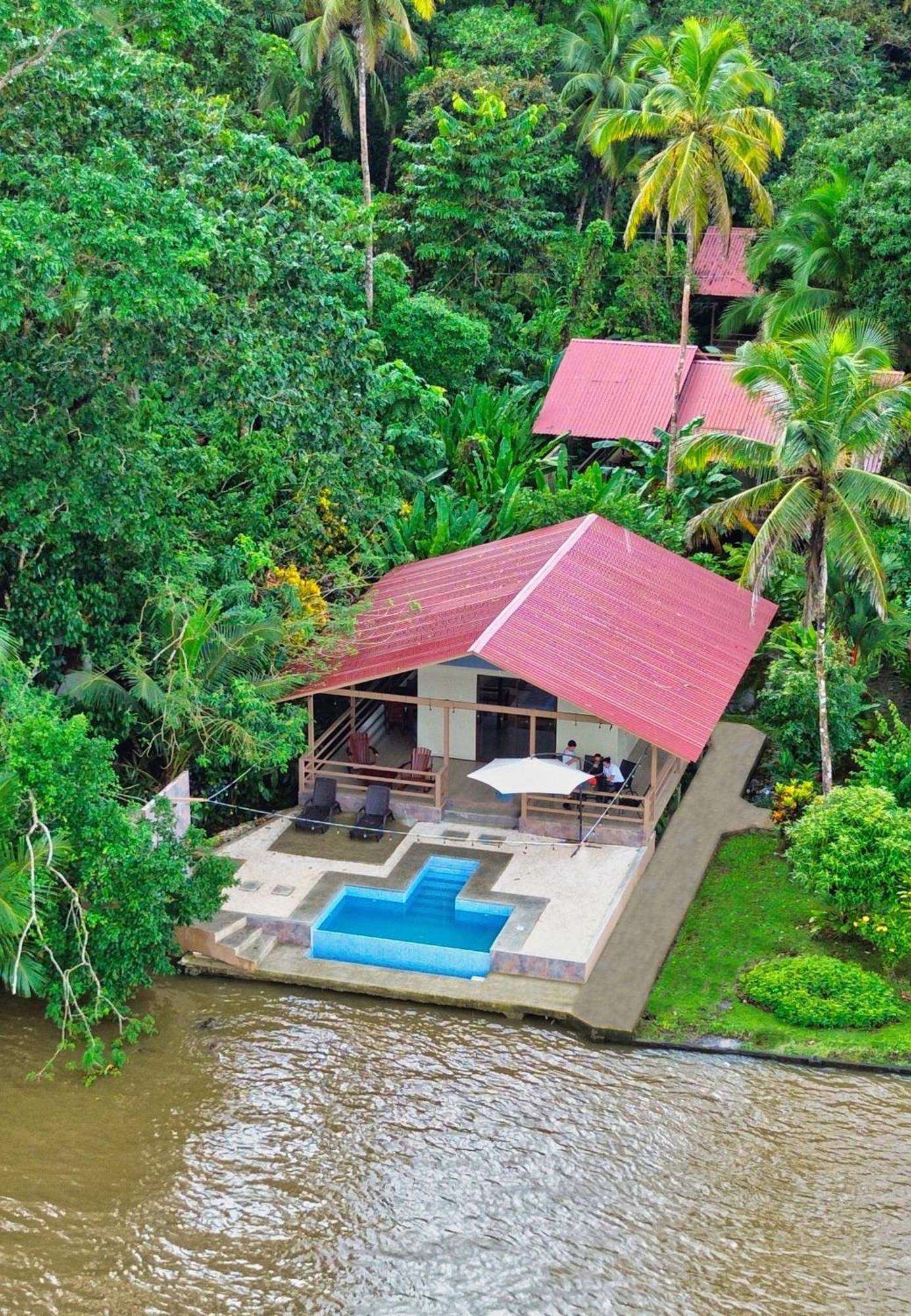 Valverde Glamping & Ecolodge Tortuguero Exterior photo