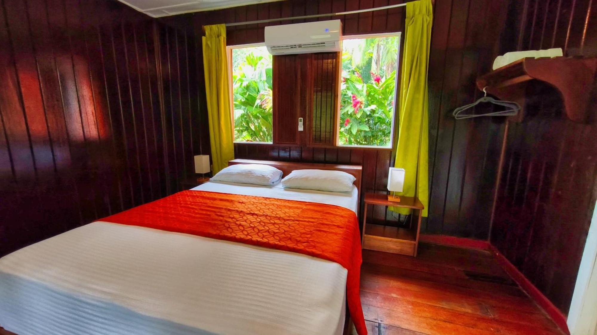 Valverde Glamping & Ecolodge Tortuguero Exterior photo